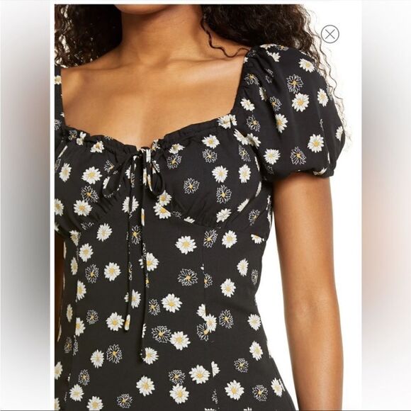 BP Ditsy Floral Tie Front Minidress - Picture 2 of 16